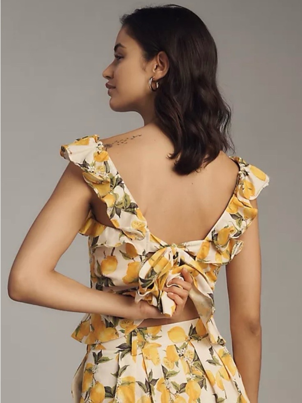 En Saison | Bianca linen blend ruffle trim open back top - Picture 3 of 5